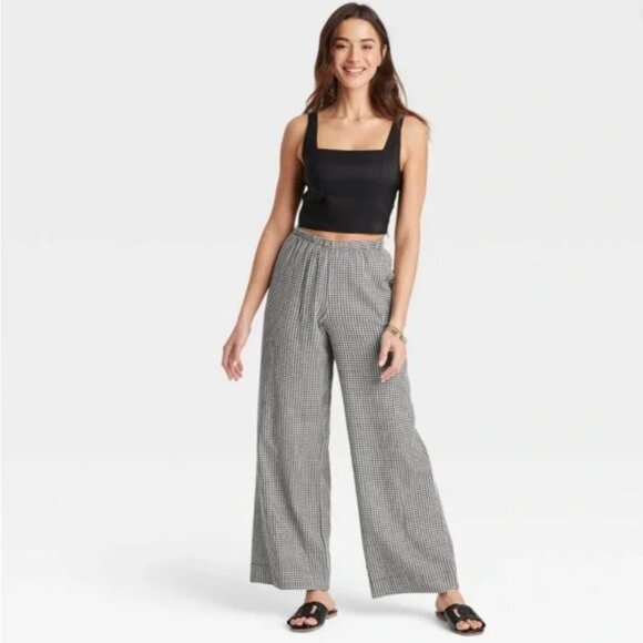 Gingham Wide Leg Pants - Picture 2 of 7